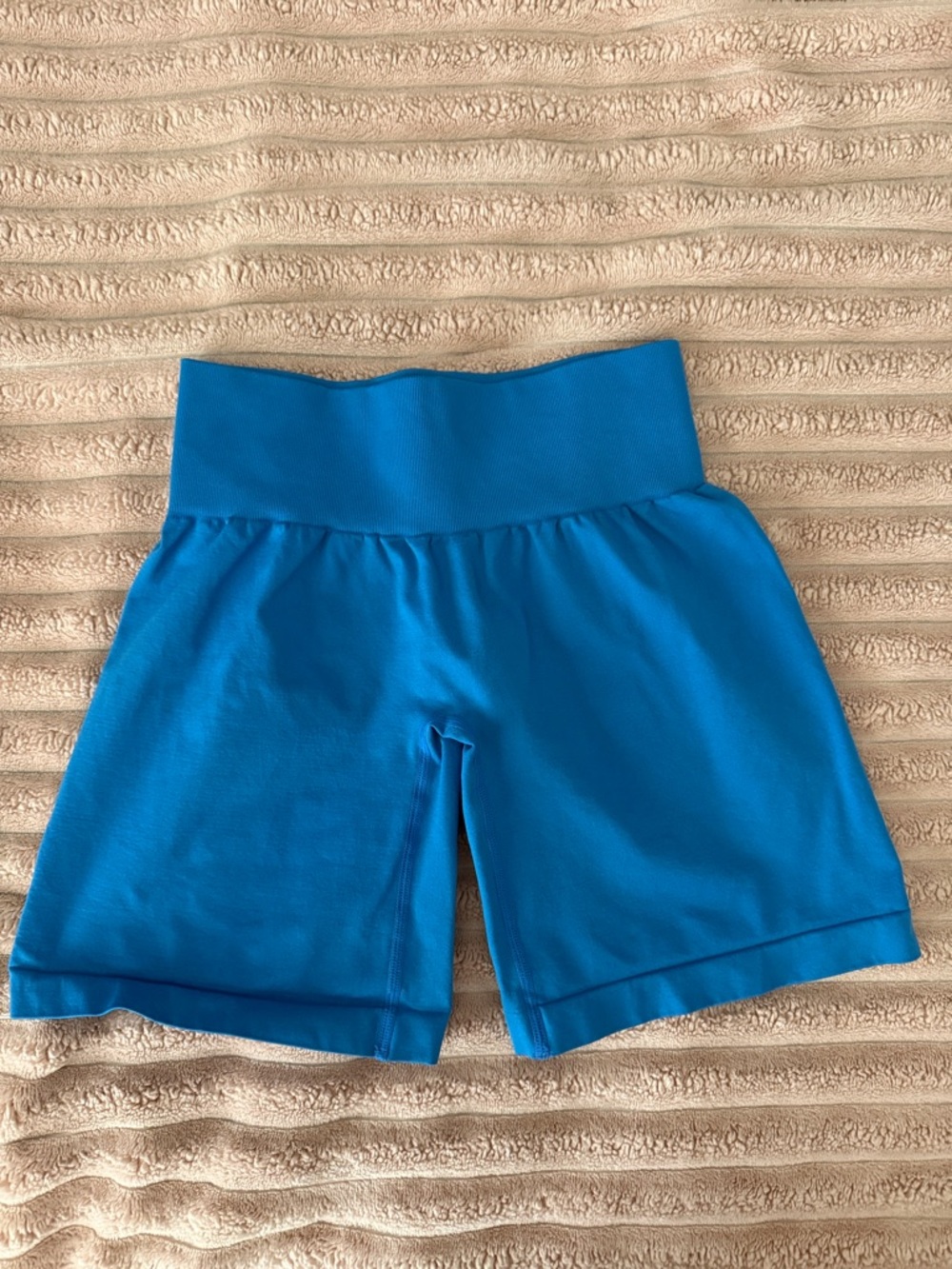 NVGTN Bright Blue High-Waist Women's Active Shorts - Picture 2 of 3